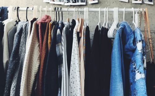 12月全國(guó)紡織服裝專業(yè)市場(chǎng)景氣指數(shù)小幅回落，日用品銷(xiāo)售穩(wěn)中有進(jìn)